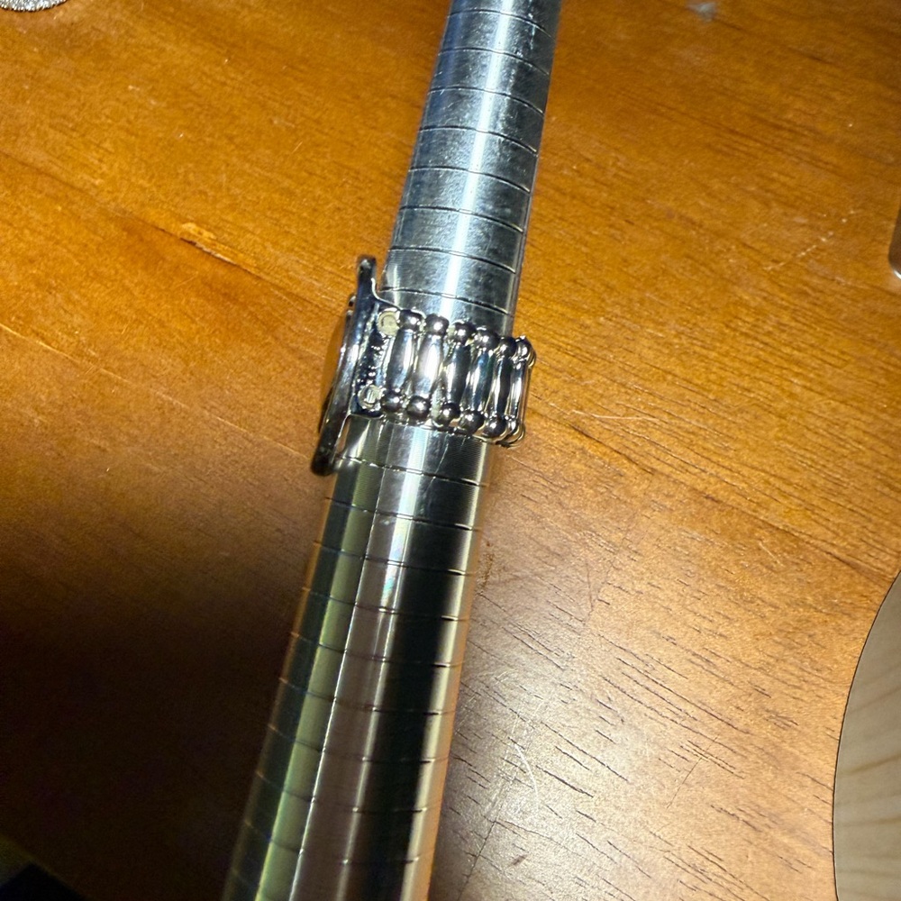 Silver adjustable Ring - Picture 2 of 4
